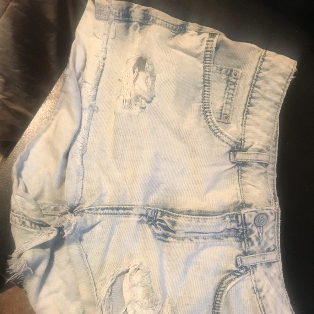 TopShop Moto Hallie shorts light blue destroyed